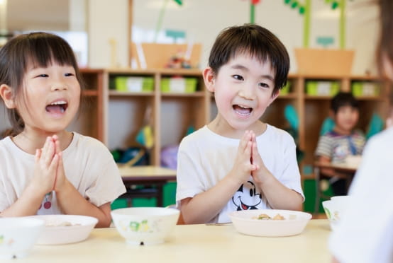 給食準備・給食